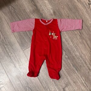 Baby 3-6 Mo Christmas Embroidered Reindeer Red and White Footies Onesie PJS EUC